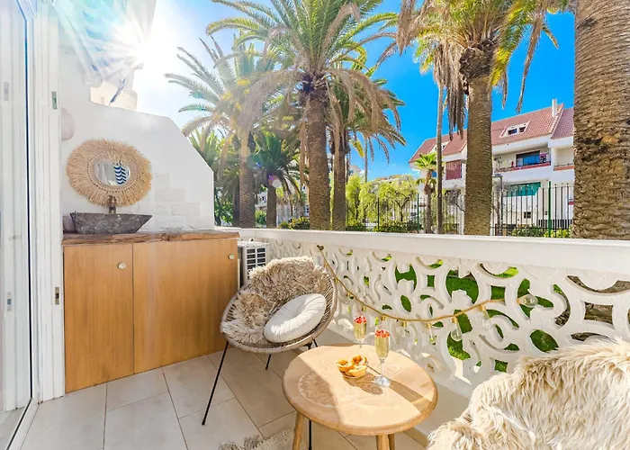 Playa Honda Paradise アパート